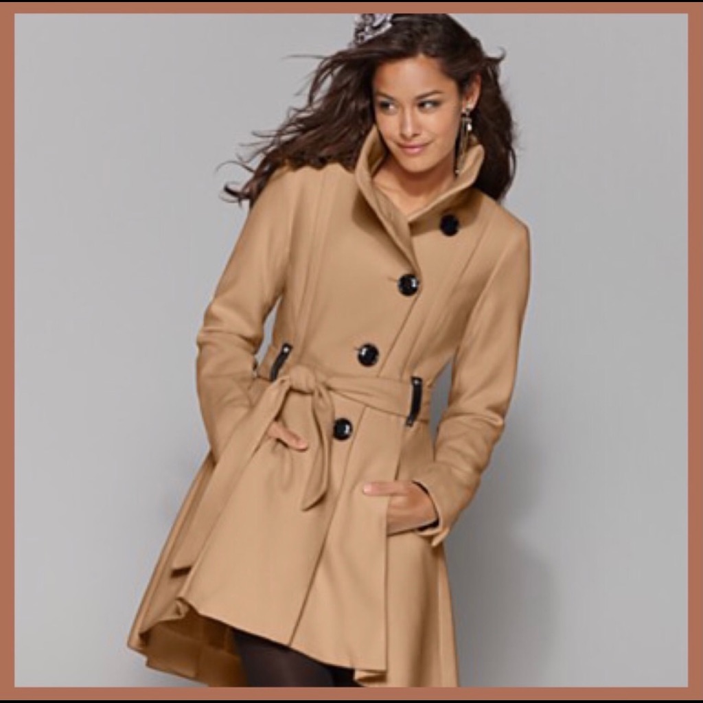 Steve Maddens Womens Drama HighLow Coat